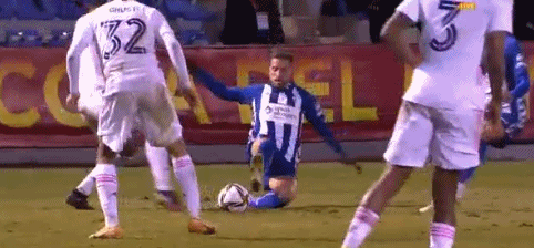 解析明尼苏达双城队如何利用球场设计减少明尼阿波利斯寒流干扰