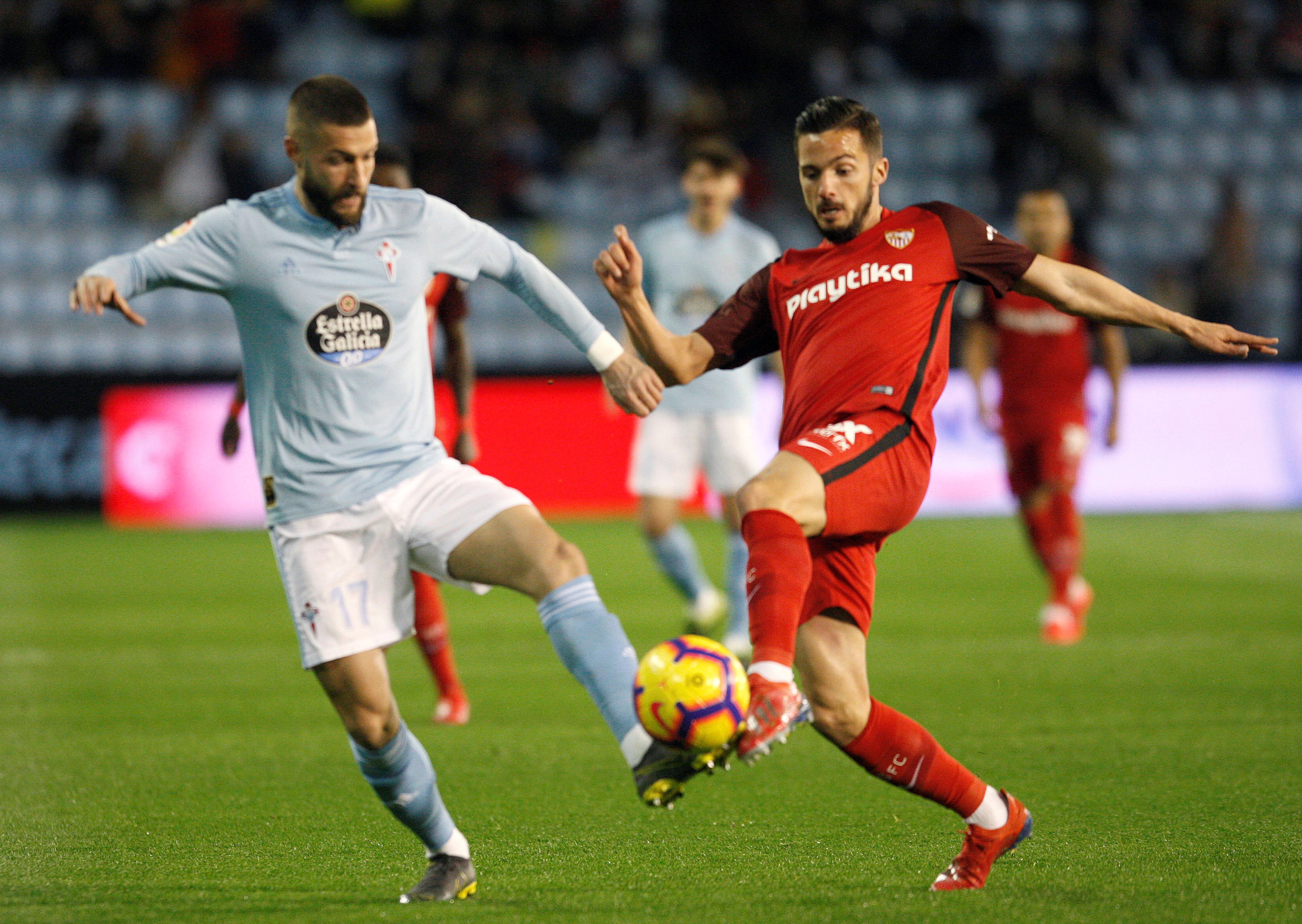 友所揭发 友所揭发